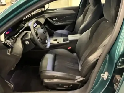 Photo 11 Peugeot 308  SW 1.2 PureTech 130ch S&S GT EAT8