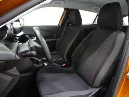 Photo 6 Peugeot 2008  1.2 PureTech 100ch S&S Active