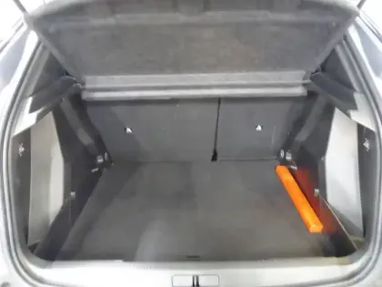 Photo 11 Peugeot 2008  1.5 BlueHDi 110ch S&S Allure