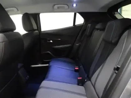 Photo 10 Peugeot 2008  1.5 BlueHDi 110ch S&S Allure