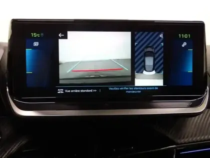 Photo 10 Peugeot 208  e- 136ch GT