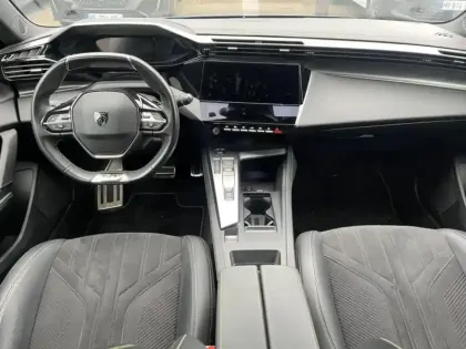 Photo 8 Peugeot 308  PHEV 180ch GT e-EAT8