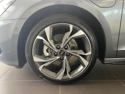 Photo 8 Audi A3  Sportback 40 TFSI e 204ch S line S tronic 6