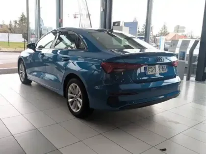 Photo 6 Audi A3  Berline 35 TFSI 150ch Mild Hybrid S line S tronic 7