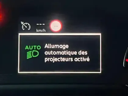 Photo 12 Peugeot 208  1.2 PureTech 75ch S&S Active