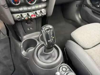 Photo 14 Mini Mini  Cooper 136ch Edition Greenwich BVA7 109g