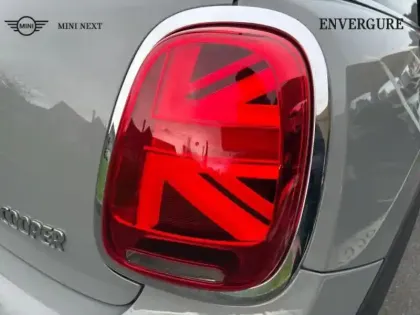 Photo 9 Mini Mini  Cooper 136ch Edition Greenwich BVA7 109g