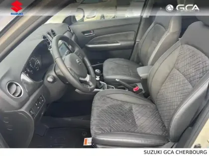 Photo 12 Suzuki Vitara  1.4 Boosterjet Hybrid 110ch Style MY25