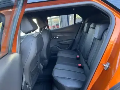 Photo 7 Peugeot 2008  1.2 PureTech 130ch S&S GT EAT8