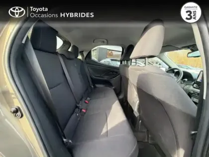 Photo 13 Toyota Yaris  116h Design 5p MC24