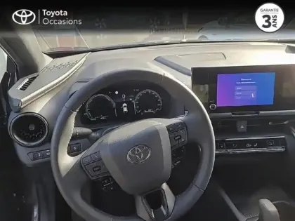 Photo 8 Toyota C-HR  1.8 Hybride 140ch Dynamic NG23