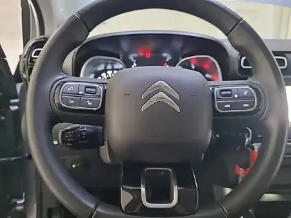 Photo 8 Citroën C3 Aircross  BlueHDi 100 S&S BVM6