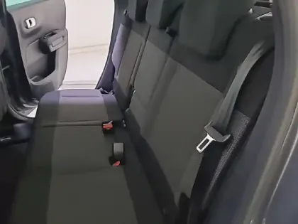 Photo 11 Citroën C3 Aircross  BlueHDi 100 S&S BVM6