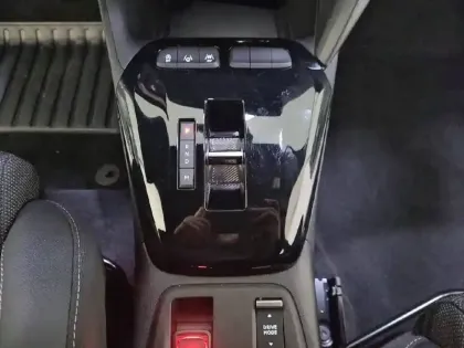 Photo 37 Opel Corsa Gén. VI Ph2 GS 5