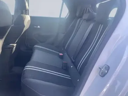 Photo 15 Opel Corsa  1.2 Turbo Hybrid 100 ch e-DCT6