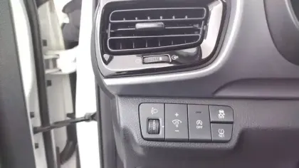 Photo 51 Kia Stonic  1.0 T-GDi 100 ch BVM6