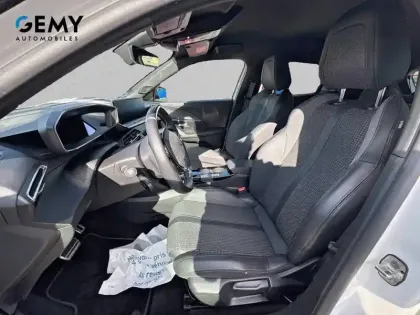 Photo 8 Peugeot 2008  Moteur électrique 136 ch