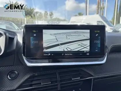 Photo 17 Peugeot 2008  Moteur électrique 136 ch