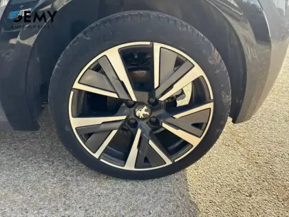 Photo 10 Peugeot 208  PureTech 100 S&S BVM6