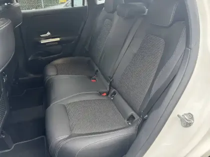 Photo 7 Mercedes GLA  250 e 8G-DCT