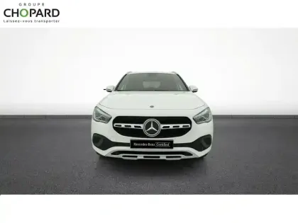 Photo 135 Mercedes GLA  250 e 8G-DCT