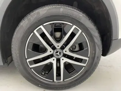 Photo 176 Mercedes GLA  250 e 8G-DCT