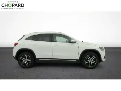 Photo 84 Mercedes GLA  250 e 8G-DCT