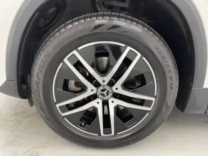 Photo 178 Mercedes GLA  250 e 8G-DCT