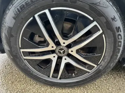 Photo 15 Mercedes GLA  250 e 8G-DCT