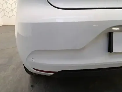 Photo 10 Renault Clio  E-Tech full hybrid 145