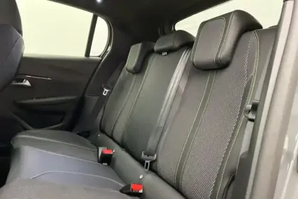 Photo 19 Peugeot 208  Hybrid 100 e-DCS6