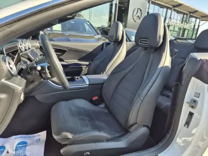 Photo 13 Mercedes CLE  Cabriolet 220 d 9G-Tronic