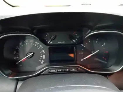 Photo 11 Citroën C3 Aircross  PureTech 110 S&S EAT6