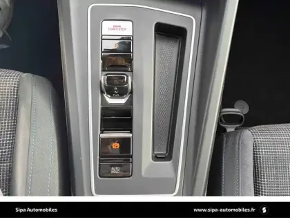 Photo 29 Volkswagen Golf  1.4 Hybrid Rechargeable OPF 245 DSG6