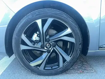 Photo 19 Renault Clio  E-Tech full hybrid 145