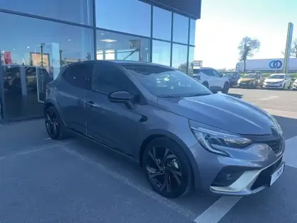 Photo 41 Renault Clio  E-Tech full hybrid 145