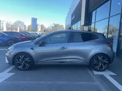 Photo 65 Renault Clio  E-Tech full hybrid 145