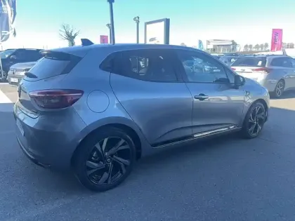 Photo 34 Renault Clio  E-Tech full hybrid 145