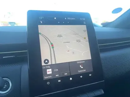 Photo 54 Renault Clio  E-Tech full hybrid 145