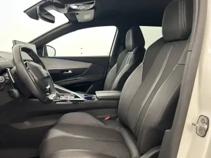 Photo 75 Peugeot 3008  BlueHDi 130ch S&S EAT8