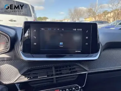 Photo 42 Peugeot 208  PureTech 100 S&S BVM6