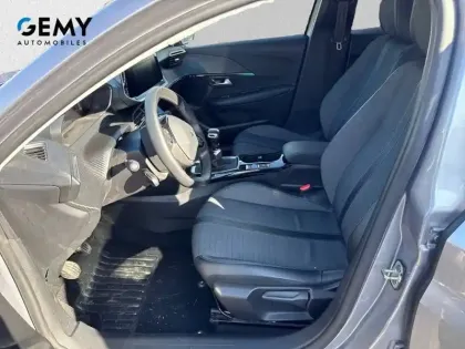 Photo 56 Peugeot 208  PureTech 100 S&S BVM6