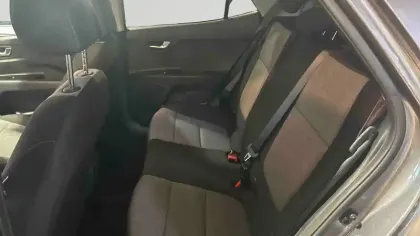 Photo 28 Kia Stonic  1.0 T-GDi 100 ch DCT7