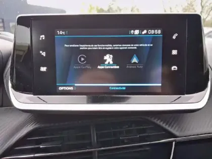 Photo 18 Peugeot 2008  PureTech 130 S&S EAT8