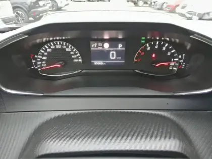 Photo 9 Peugeot 2008  PureTech 130 S&S EAT8