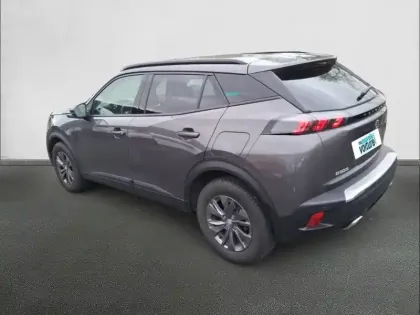 Photo 6 Peugeot 2008  PureTech 130 S&S EAT8