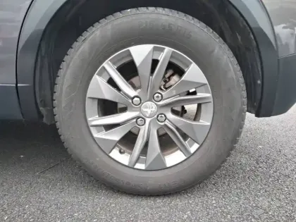 Photo 12 Peugeot 2008  PureTech 130 S&S EAT8