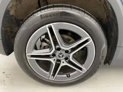 Photo 50 Mercedes GLA  200 d 8G-DCT