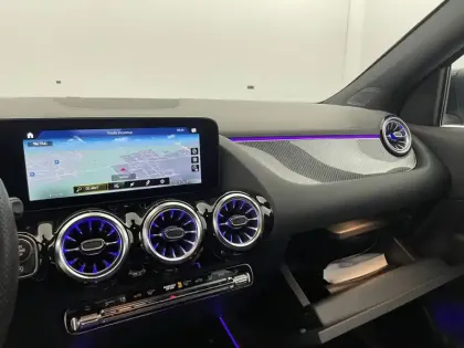 Photo 24 Mercedes GLA Gén. II (H247) Ph1 AMG Line 5