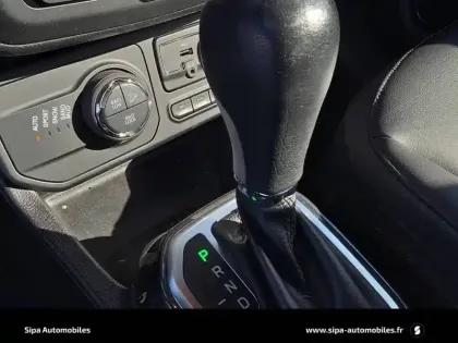 Photo 77 Jeep Renegade  1.3 GSE T4 240 ch PHEV AT6 4xe eAWD